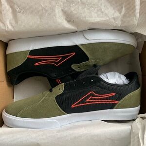 OTTO Men's Black and Olive Sneakers